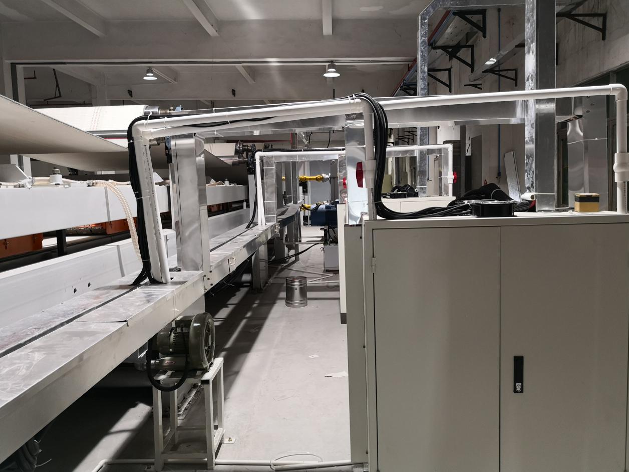 電磁加熱瓦楞生產(chǎn)線