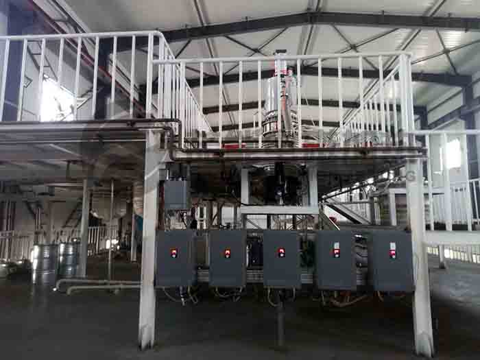 316不銹鋼反應(yīng)釜電磁加熱